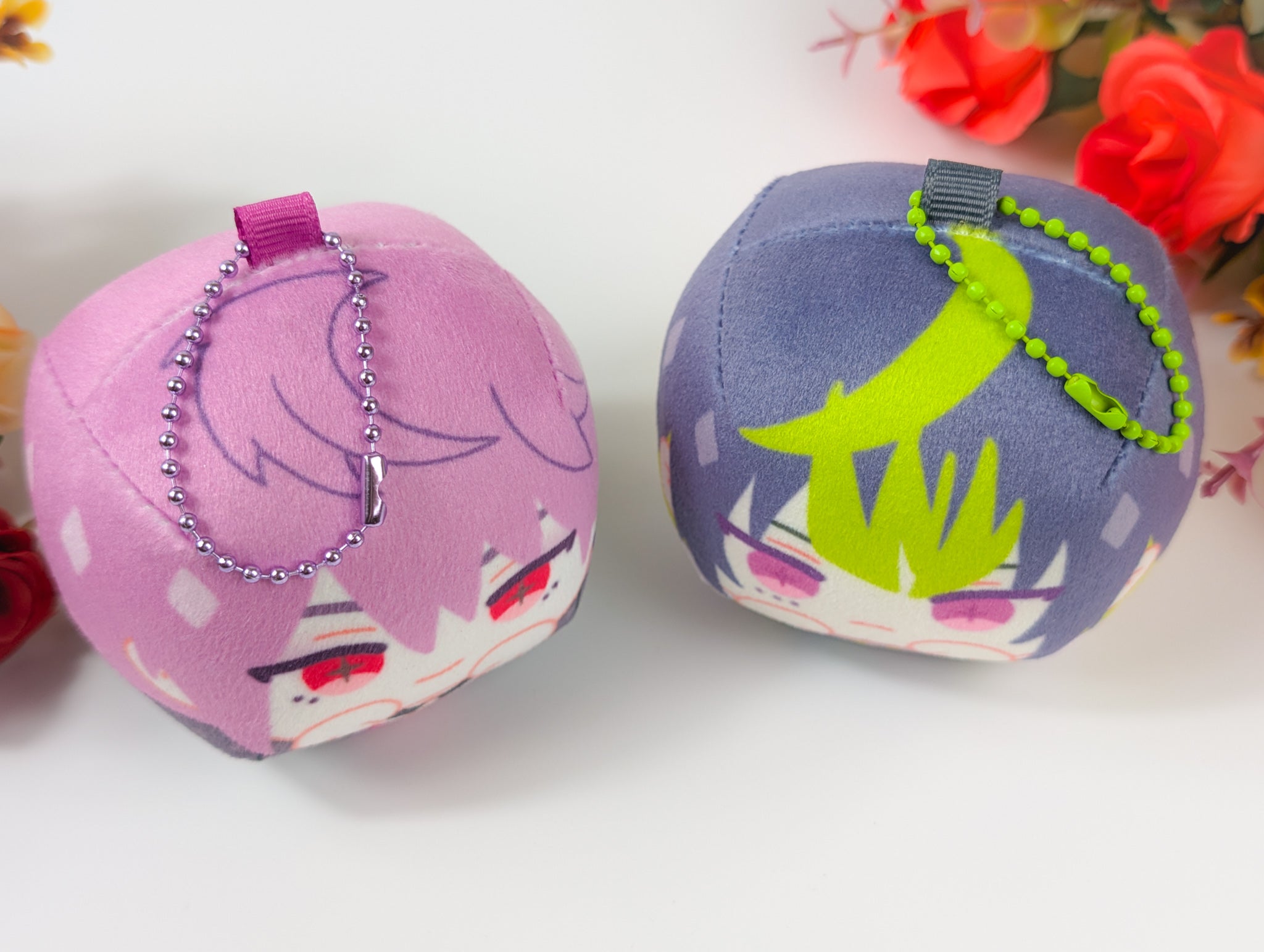 Cupid Parasite Manjuu Keychain (2 options)