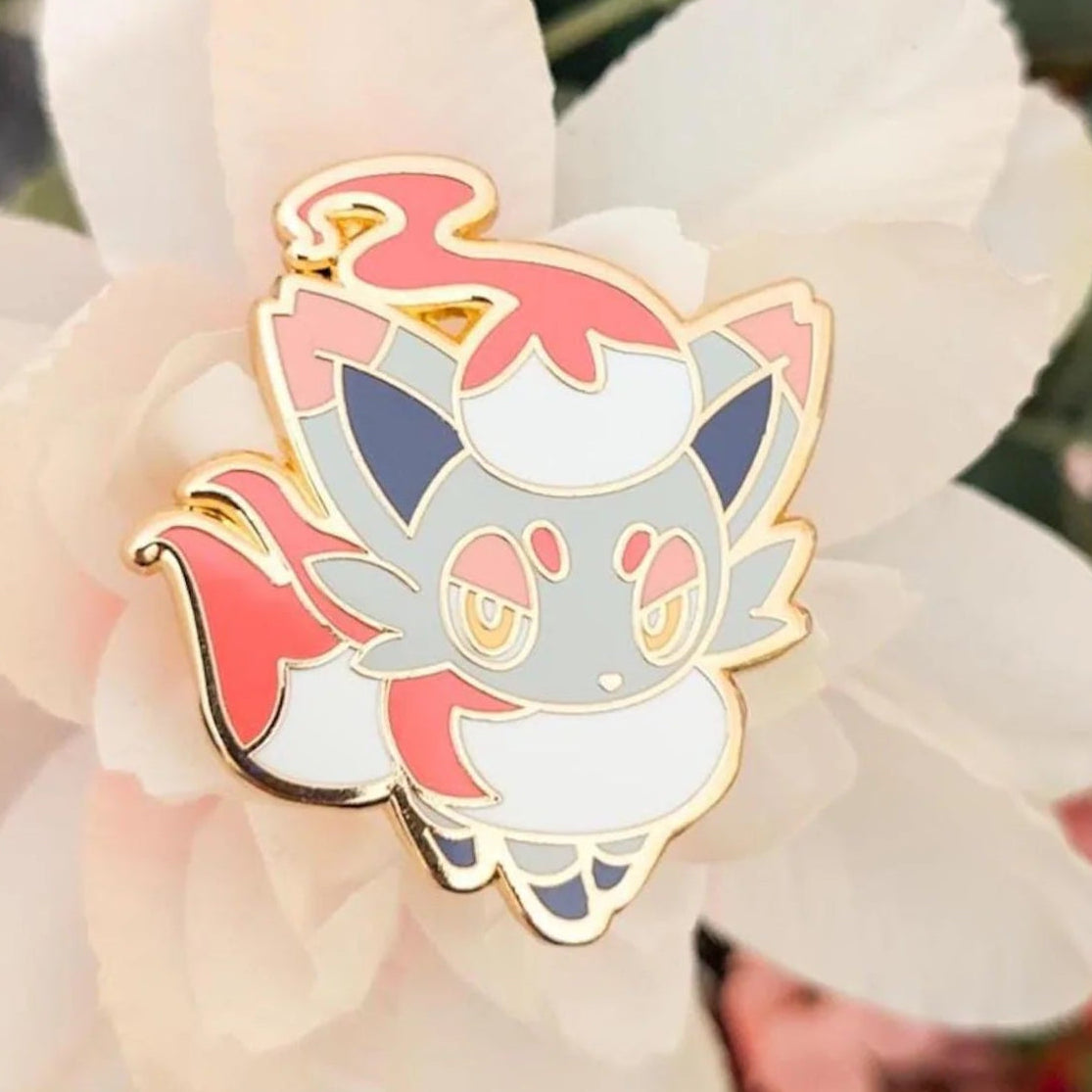 1.5" Hisuian Zorua Hard Enamel Pin